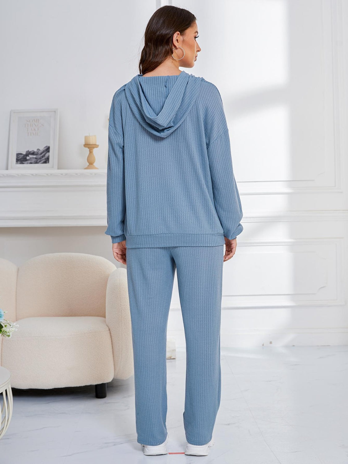Zahira® | Completo con felpa a maniche lunghe e pantaloni con spalle scese