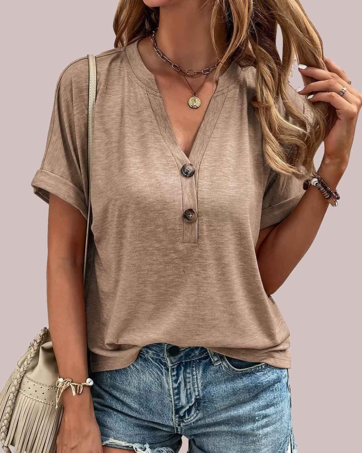 Zahira® | Bellissima camicetta con scollo a V e abbottonatura