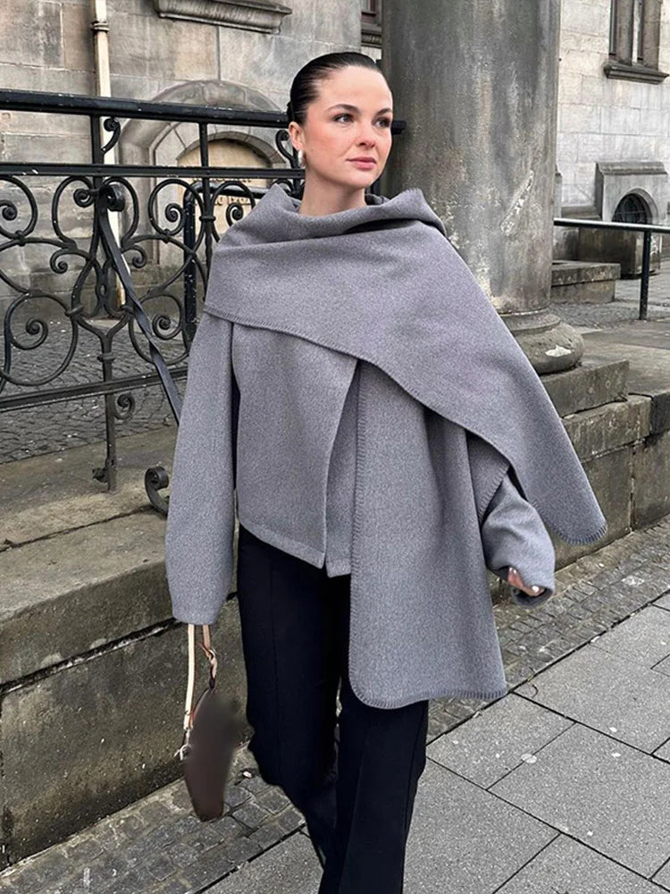 Yoselin® | Elegante giacca da donna realizzata in misto lana con collo sciallato