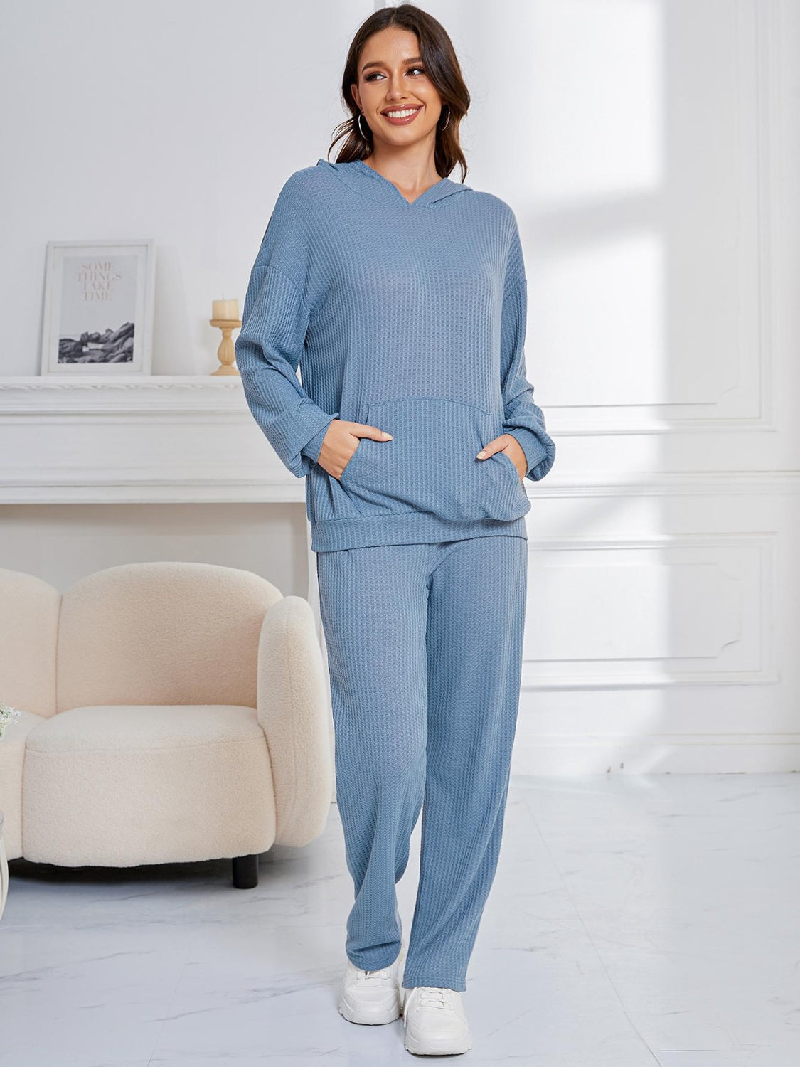 Zahira® | Completo con felpa a maniche lunghe e pantaloni con spalle scese