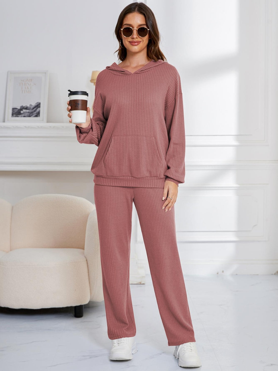 Zahira® | Completo con felpa a maniche lunghe e pantaloni con spalle scese