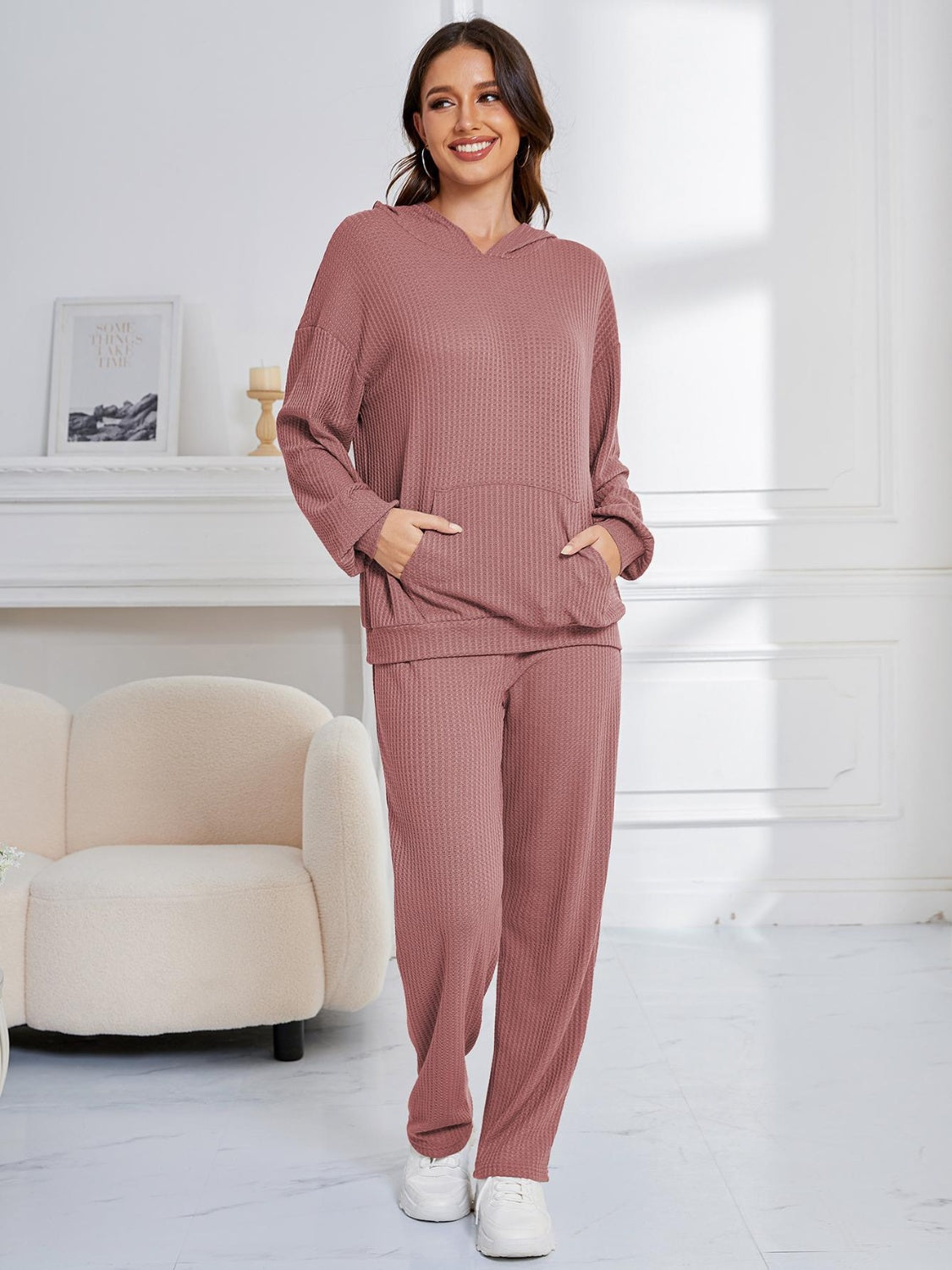 Zahira® | Completo con felpa a maniche lunghe e pantaloni con spalle scese