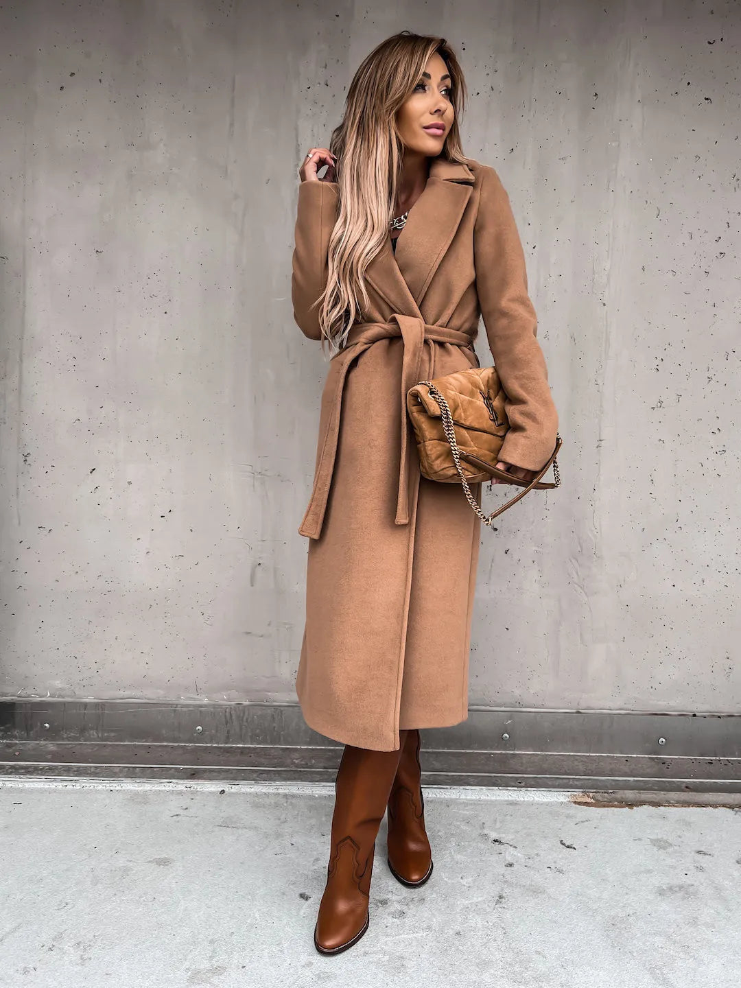 Ximena® | Trench da donna con scollo a V e bottoni