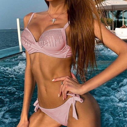 Coralia® | Bikini invernale alla moda e disinvolto