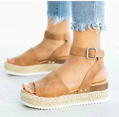 Aquilina® | Sandali alla moda per le donne