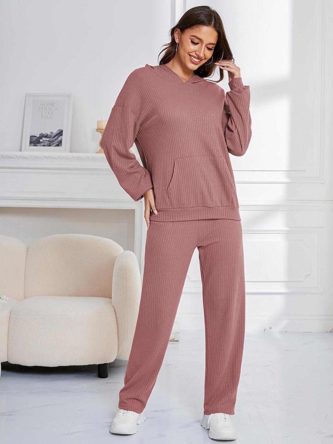 Zahira® | Completo con felpa a maniche lunghe e pantaloni con spalle scese