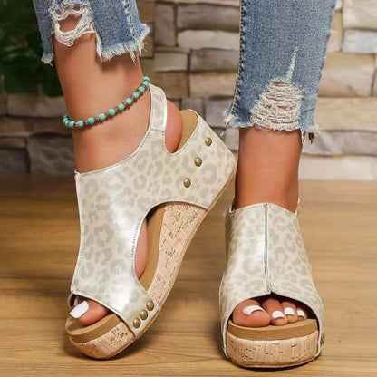 Laura® | Sandali con plateau ortopedici